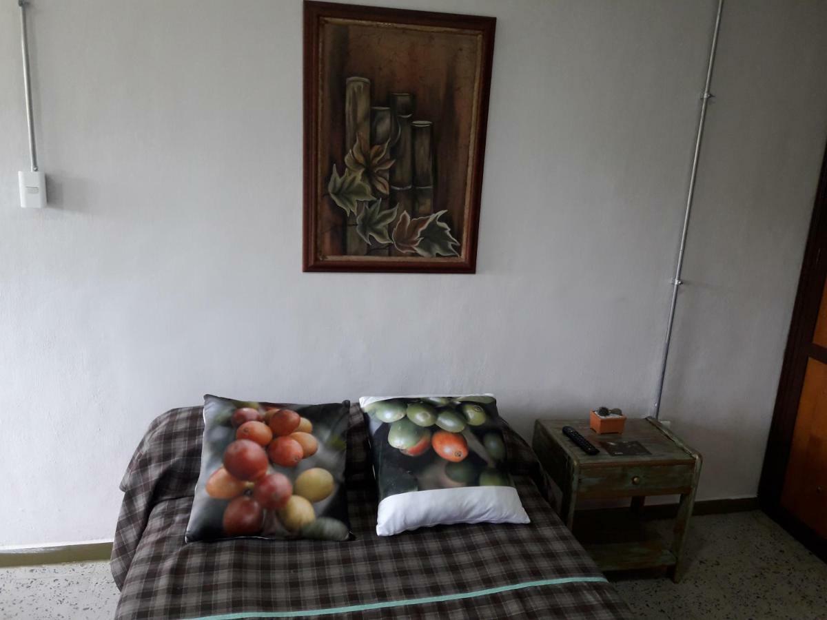 Villa Hacienda Cafetera La Gaviota à Chinchiná Extérieur photo
